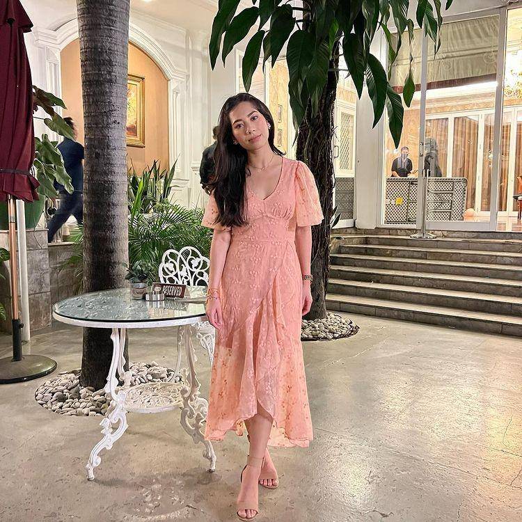 OOTD kondangan ala Abel Cantika (instagram.com/abellyc)
