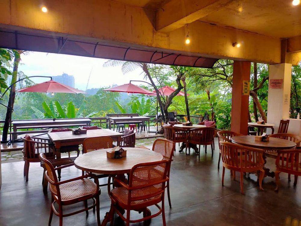 Orbital Dago, Bandung (instagram.com/orbitaldago)