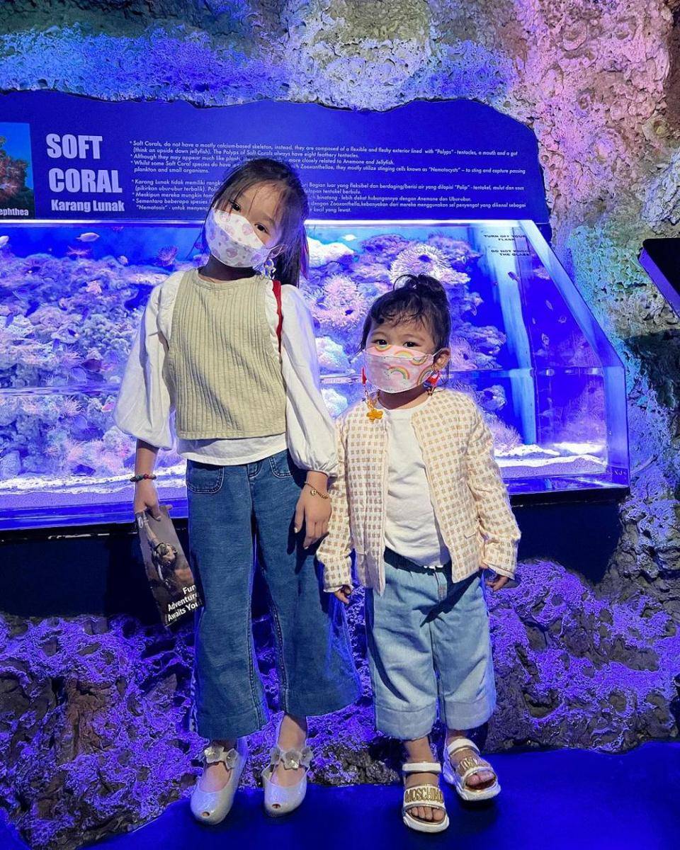 Thalia dan Thania Putri Onsu (instagram.com/thaniaputrionsu)