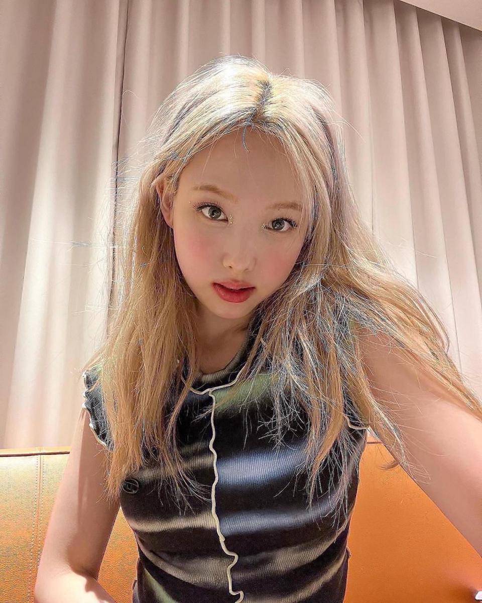 Nayeon TWICE (instagram.com/nayeonyny)