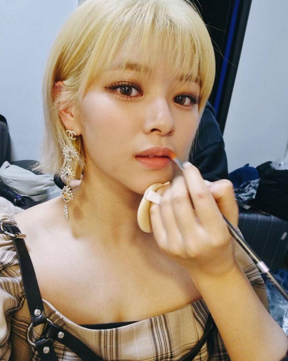Jeongyeon TWICE (instagram.com/jy_piece)