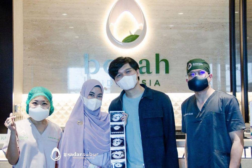Umumkan Kehamilan, 9 Potret Bahagia Anisa Rahma dan Suami