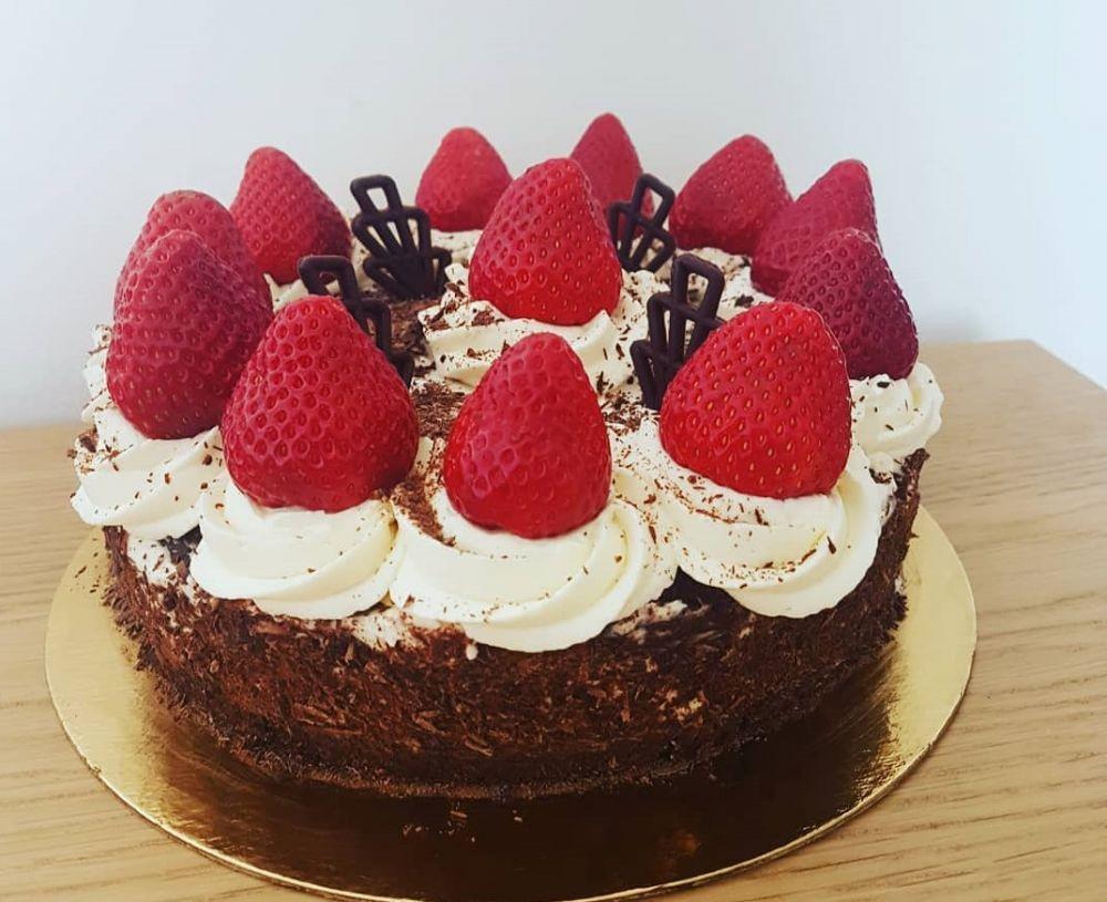 Resep Kue Ulang Tahun Bolu yang Enak dan Mudah Dibuat