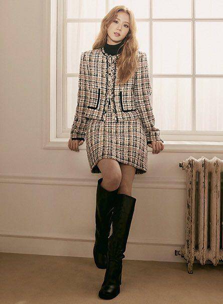boots ala Jisoo BLACKPINK (twitter.com/dcjisoogallery)