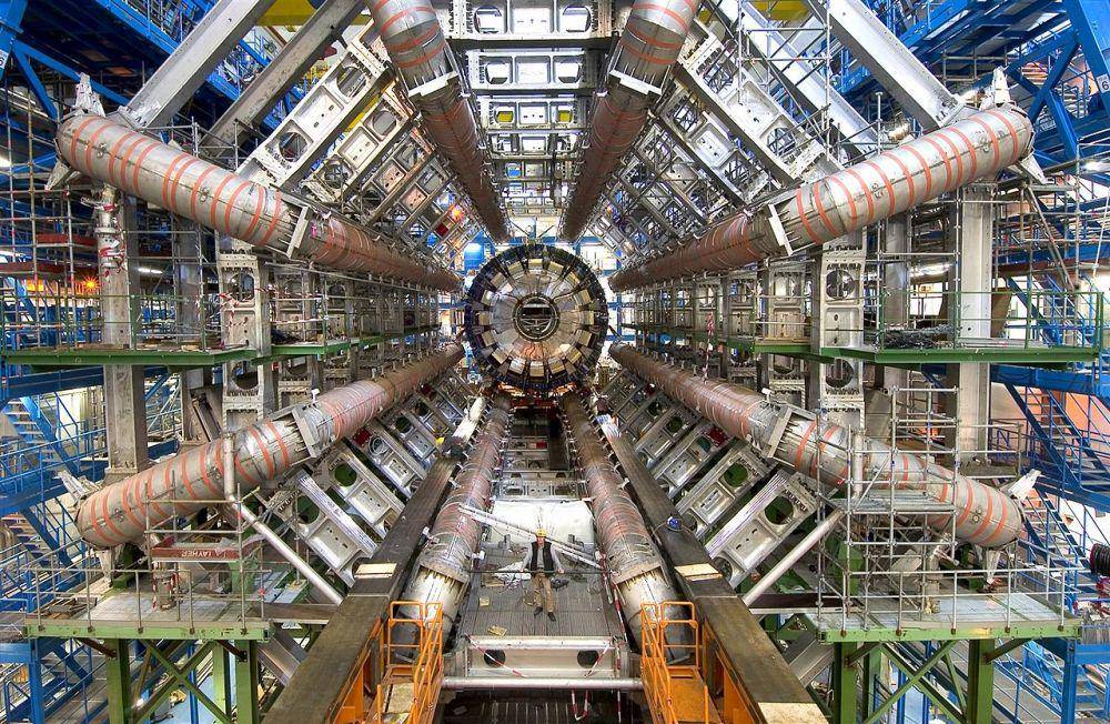 salah satu bagian dari pusat penelitian CERN (wikimedia.org/CERN)