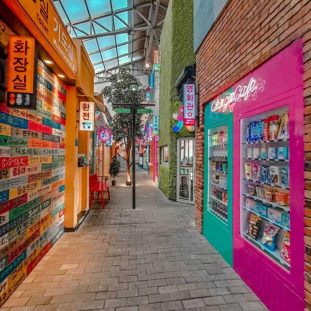 potret Little Seoul (instagram.com/riareginare)