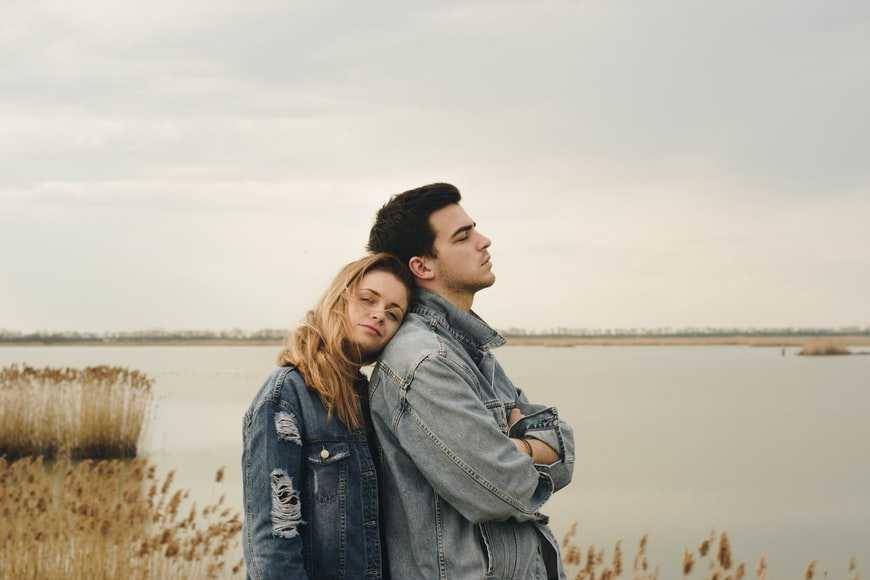 ilustrasi couple (unsplash.com/Milan Popovic)