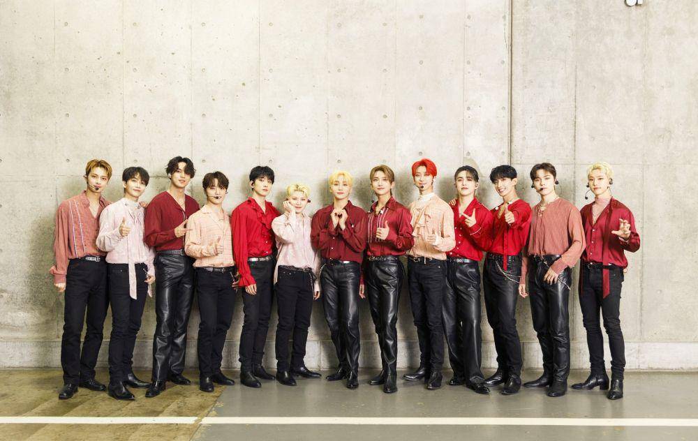 SEVENTEEN (twitter.com/pledis_17jp)