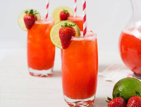 strawberry agua fresca (producemadesimple.ca)