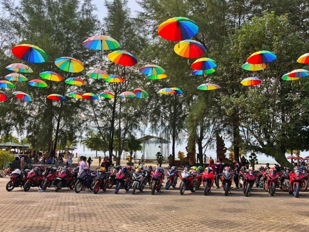 Komunitas CBR Sumut Gelar Halalbihalal Ke Pantai Bali Lestari