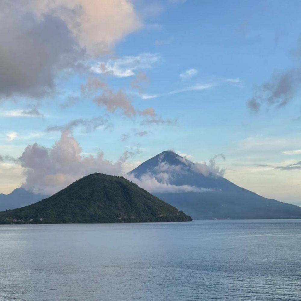 Ilustrasi landmark ikonis di Maluku, Pulau Maitara dan Tidore (instagram.com/andrants)