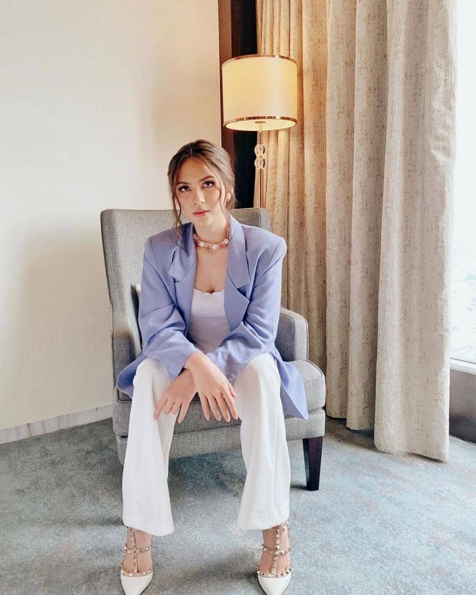 OOTD ngampus ala Jessica Mila (instagram.com/jscmila)