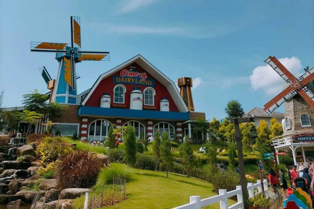 9 Potret Cimory Dairyland Bogor, Sarana Tepat Edukasi Anak!