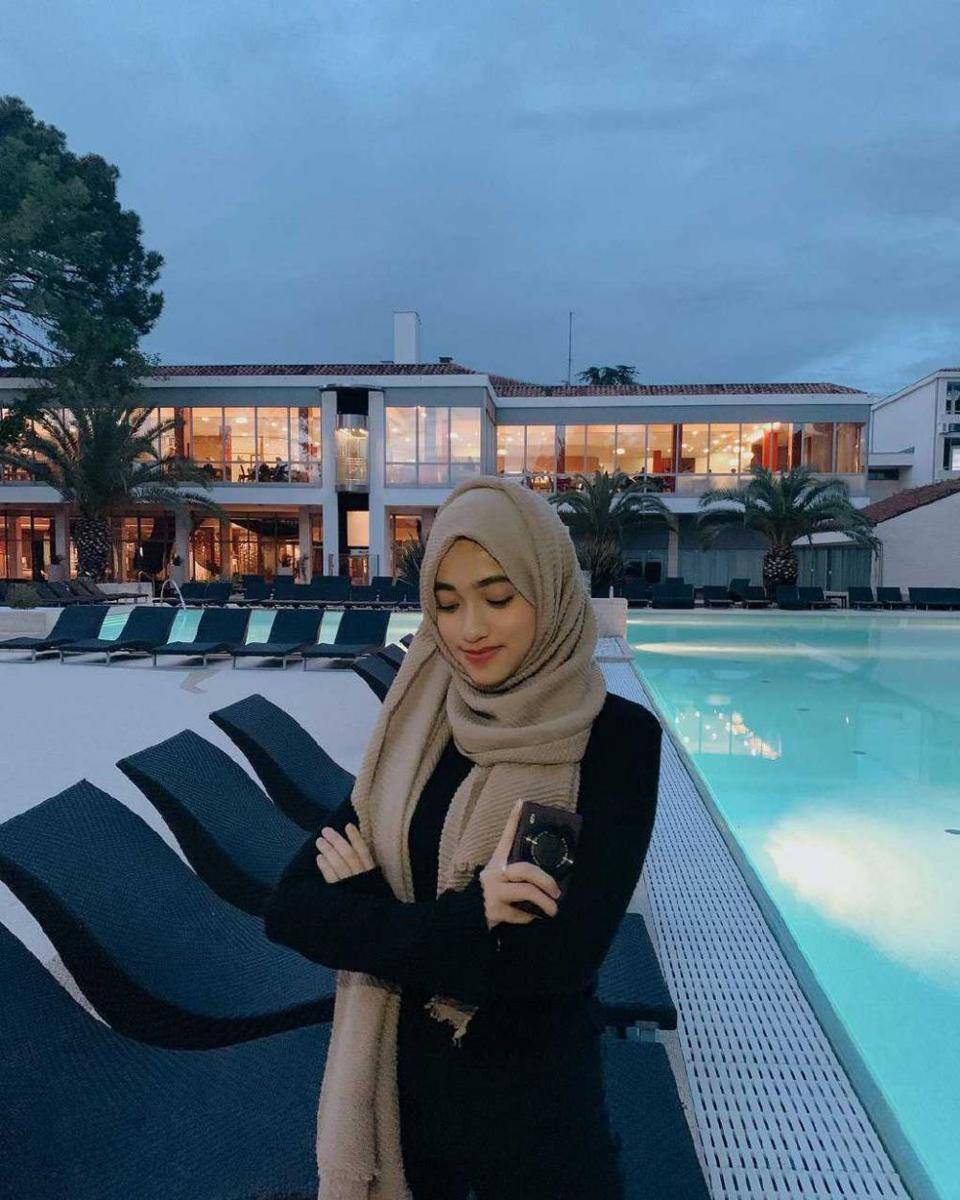 OOTD Shirin Al Athrus (http://instagram.com/shireeenz)