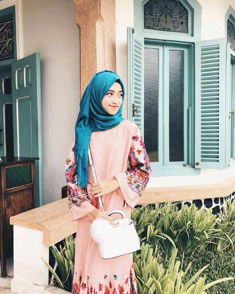 OOTD Shirin Al Athrus (instagram.com/shireeenz)