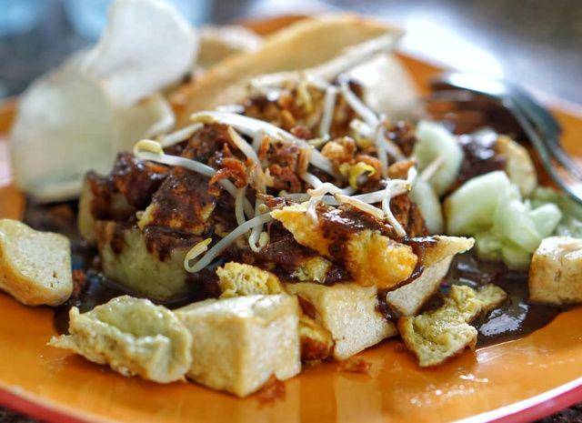 gambar rujak cingur Sedati Bu Aini (instagram.com/mykindafoods)