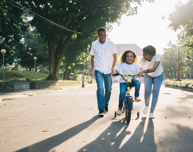 5 Tips Ajari Si Kecil Naik Sepeda, Asyik dan Seru!