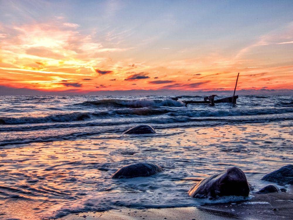 ilustrasi sunset (pexels.com/Leonid Sobolev)
