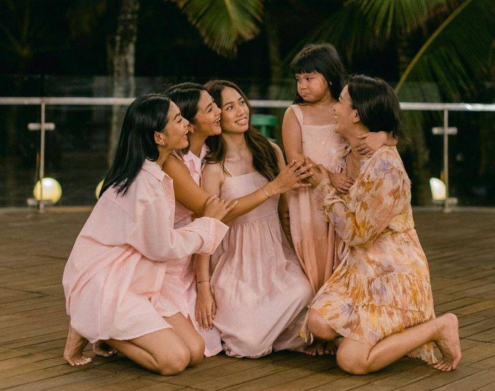 Keluarga Rini Yulianti Liburan ke Bali (instagram.com/riniyulianti)