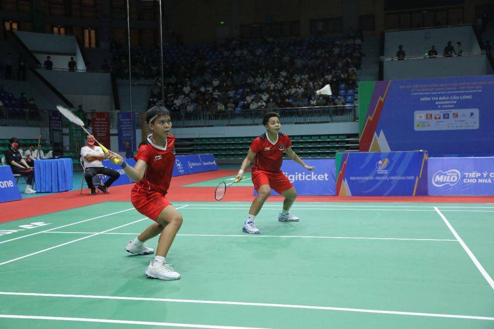 Ganda putri Apriyani Rahayu/Siti Fadia Silva Ramadhanti di final beregu putri SEA Games 2021 (dok. PP PBSI)