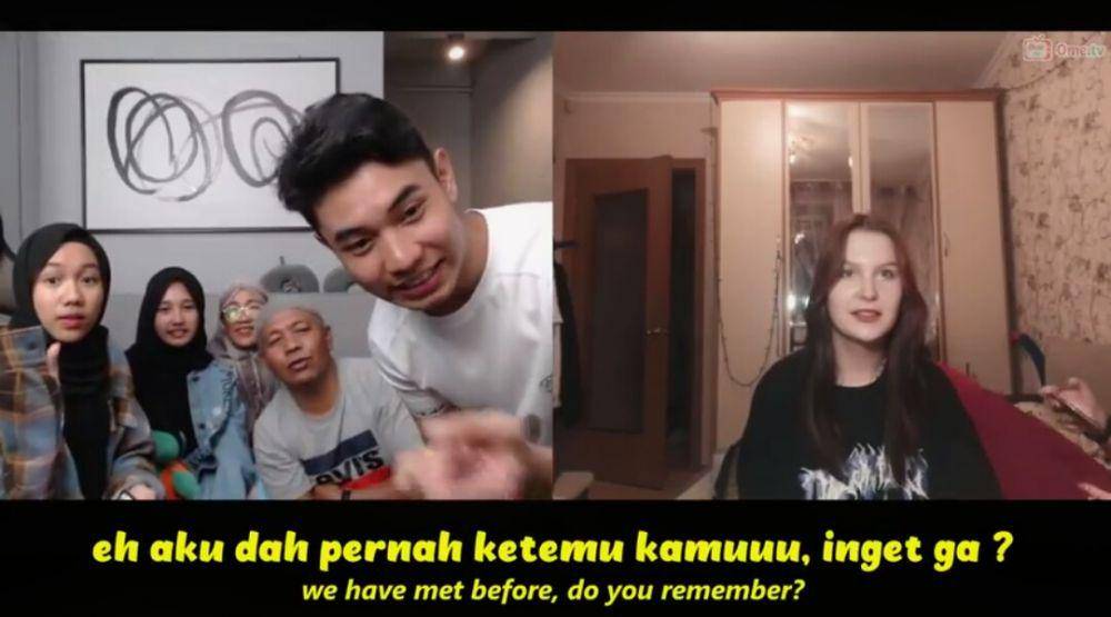 kolase potret Fiki Naki ajak keluarga main Ome TV (dok. youtube.com/Fiki Naki)