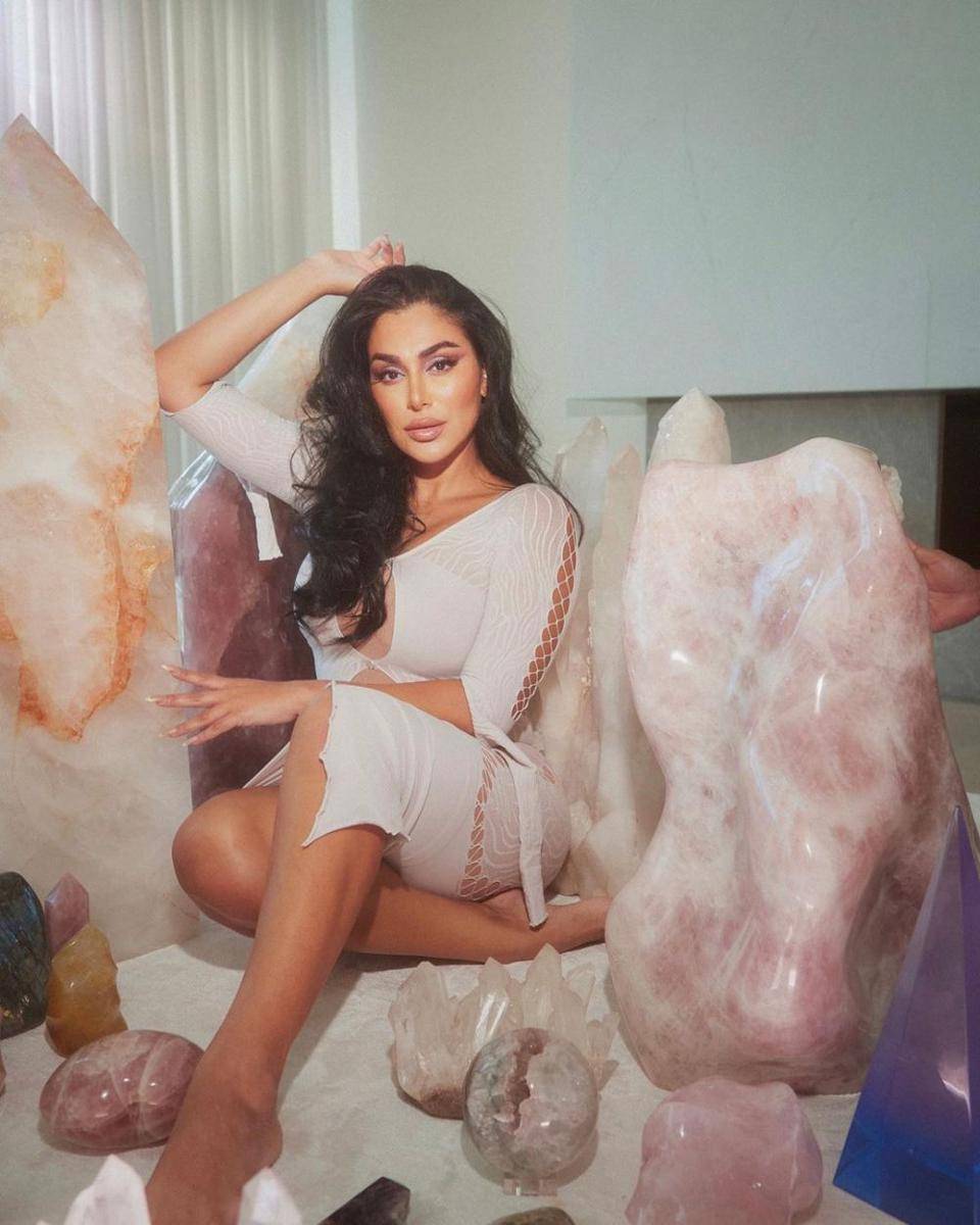Huda Kattan (instagram.com/huda)