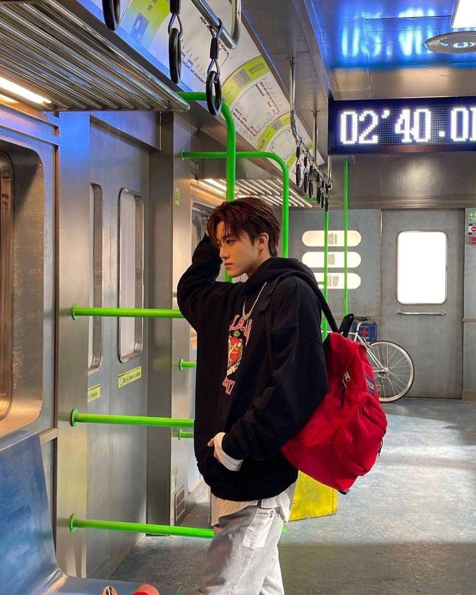 jaemin kereta (Instagram.com/na.jaemin0813)