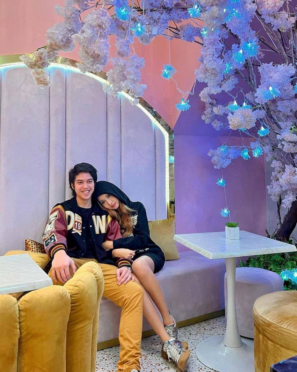 potret Lucinta Luna rangkul mesra artis cowok (instagram.com/lucintaluna_manjalita)