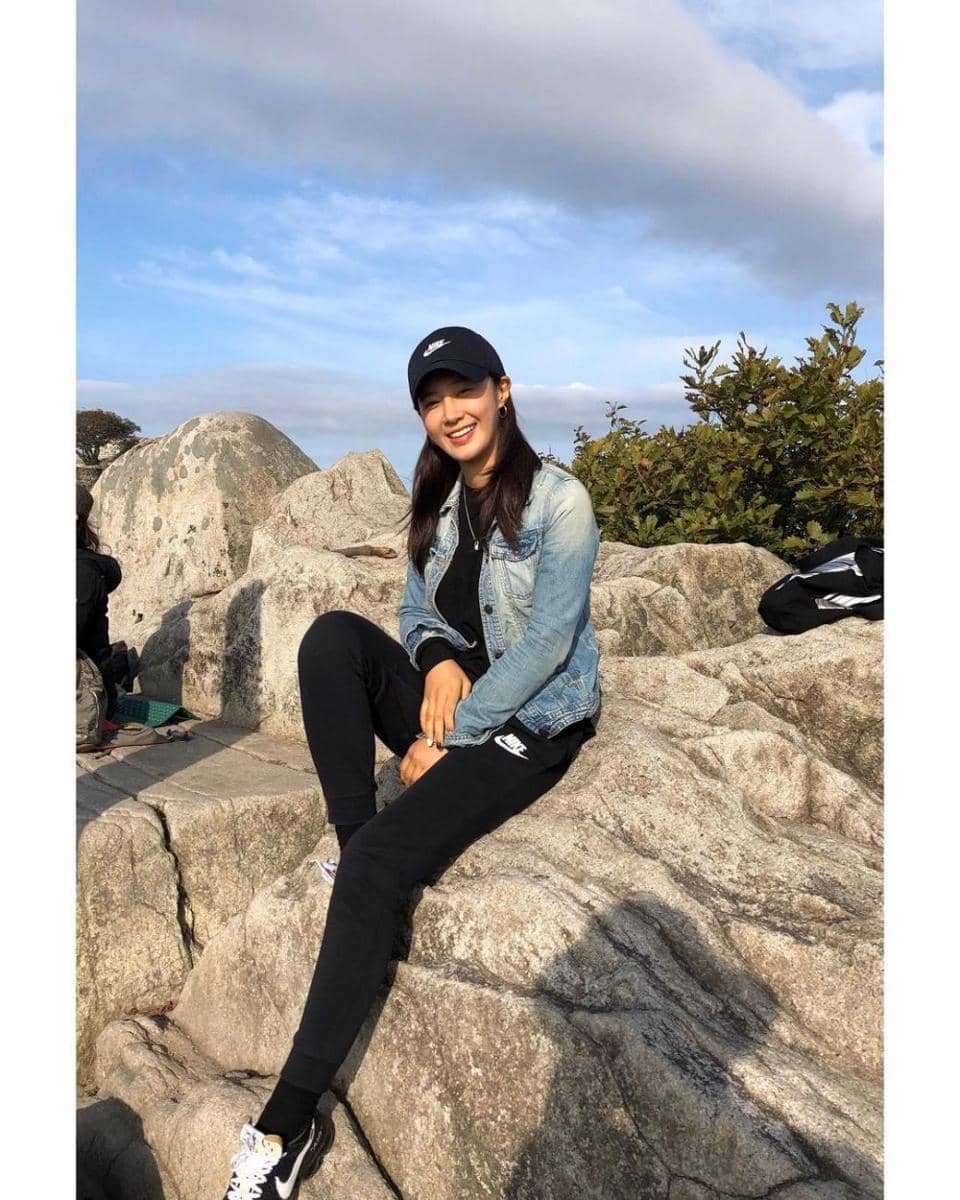 Yuri SNSD (instagram.com/yulyulk)