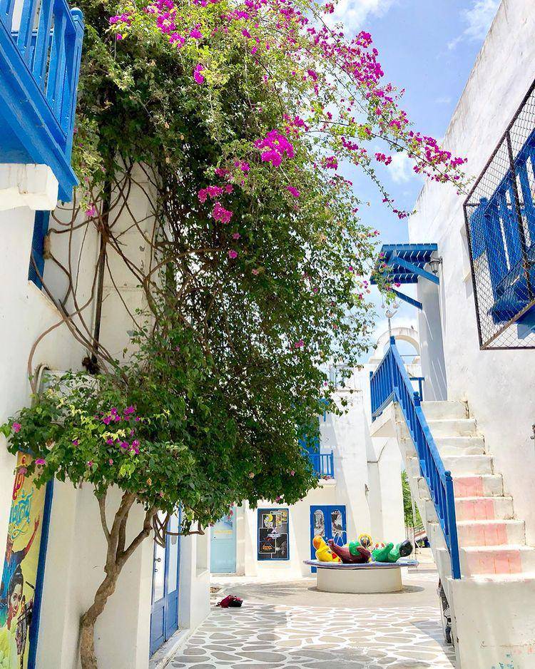 Santorini Park (instagram.com/terri_1120/)