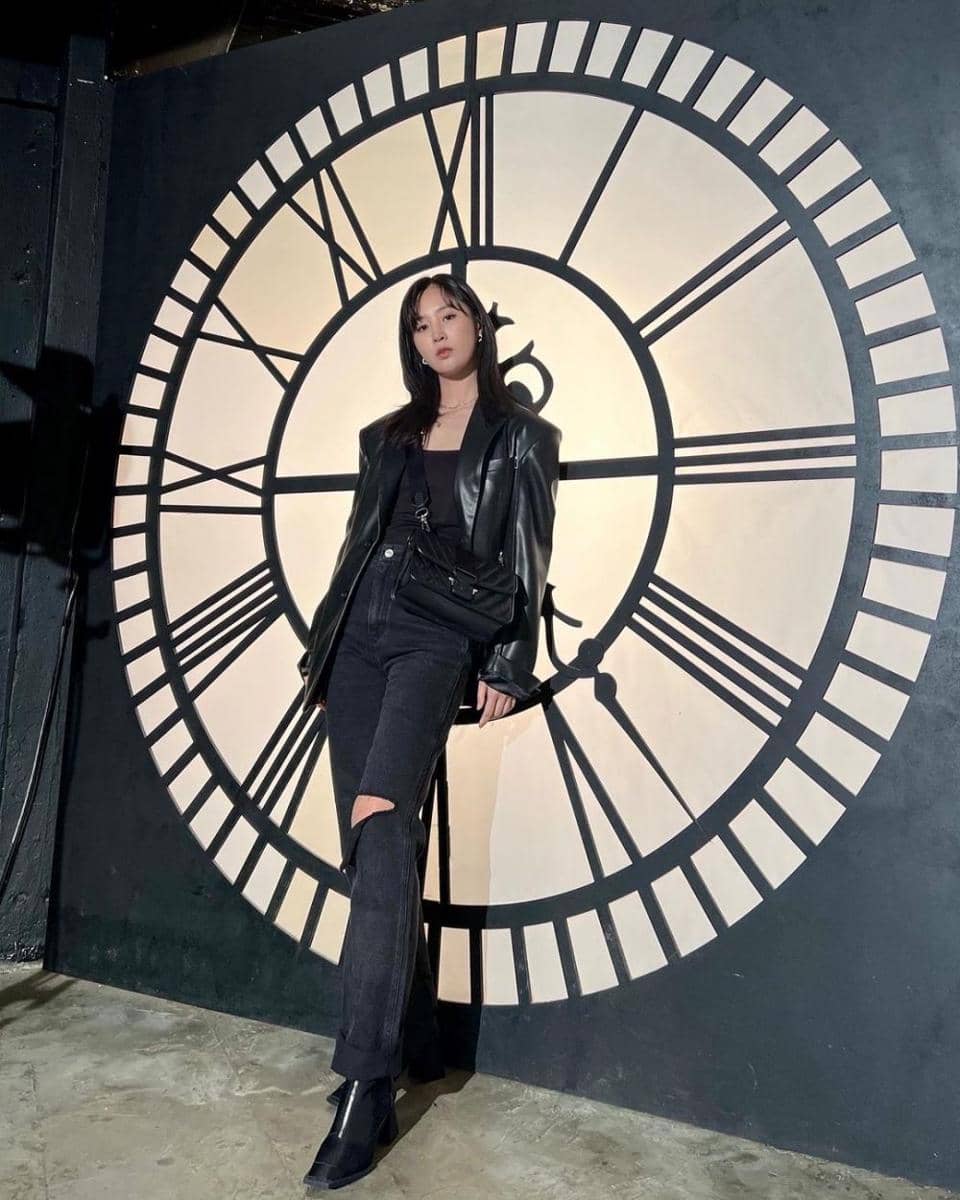 Yuri SNSD (instagram.com/yulyulk)