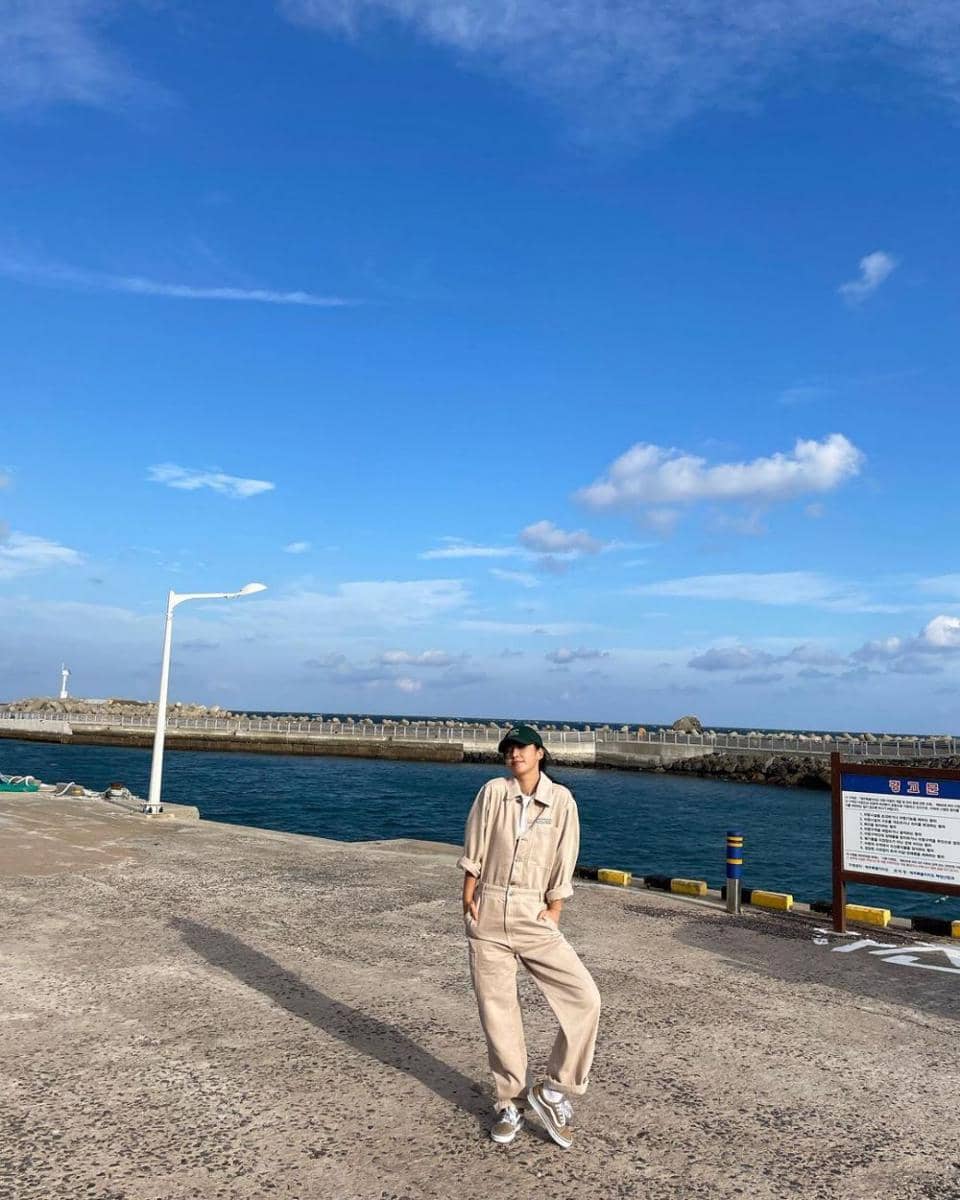 Yuri SNSD (instagram.com/yulyulk)