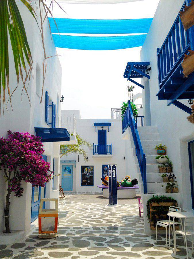 Santorini Park (twitter.com/wisatathailand)