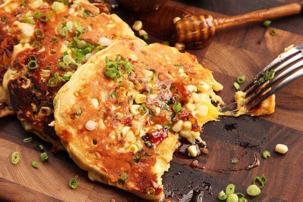 ilustrasi pancake jagung (seriouseats.com)