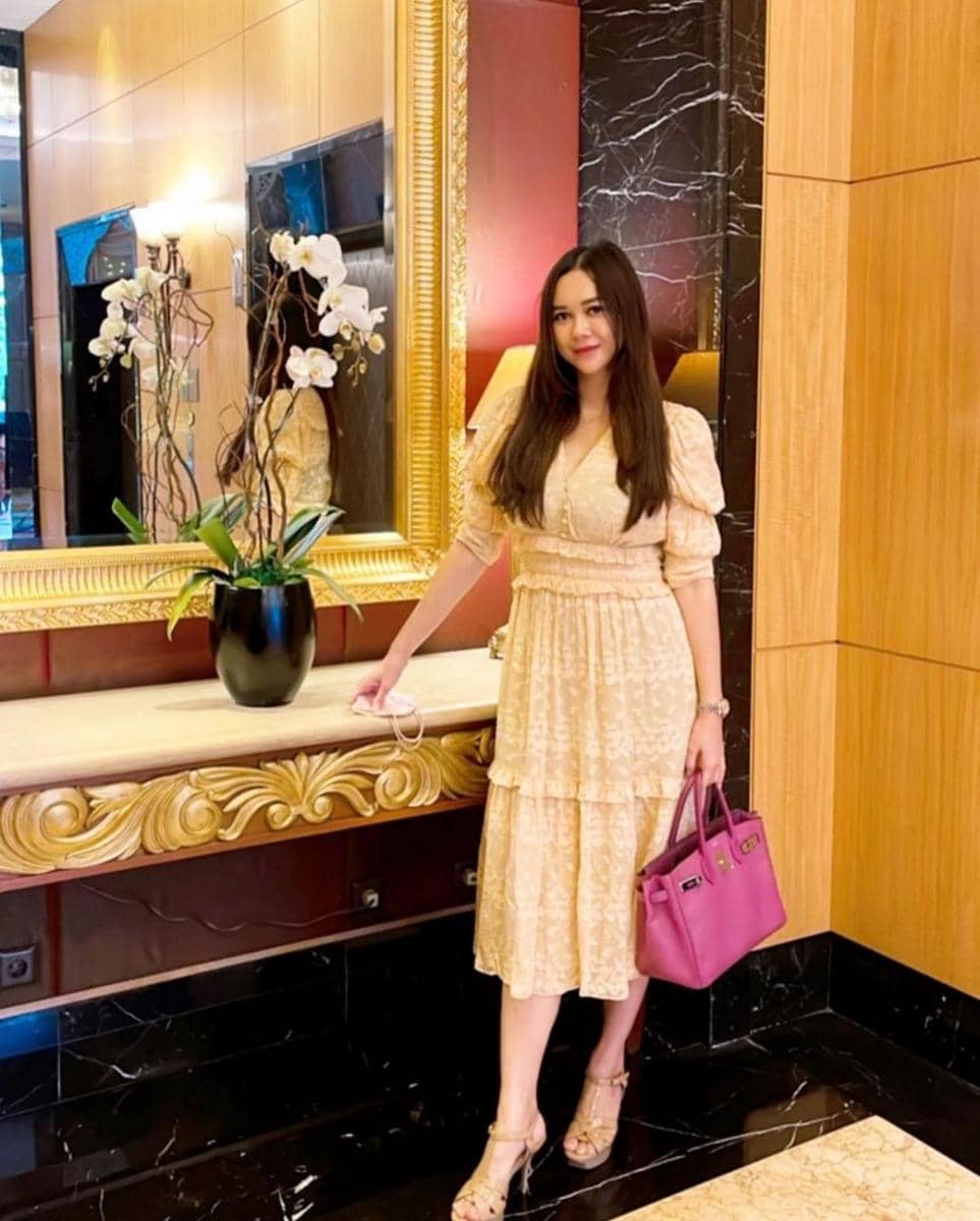 Aura Kasih (instagram.com/aurakasih)