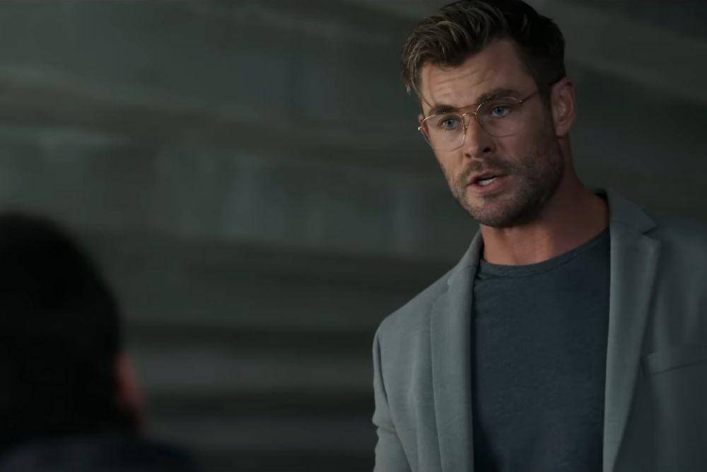 Chris Hemsworth dalam film Spiderhead (dok. Netflix/Spiderhead)