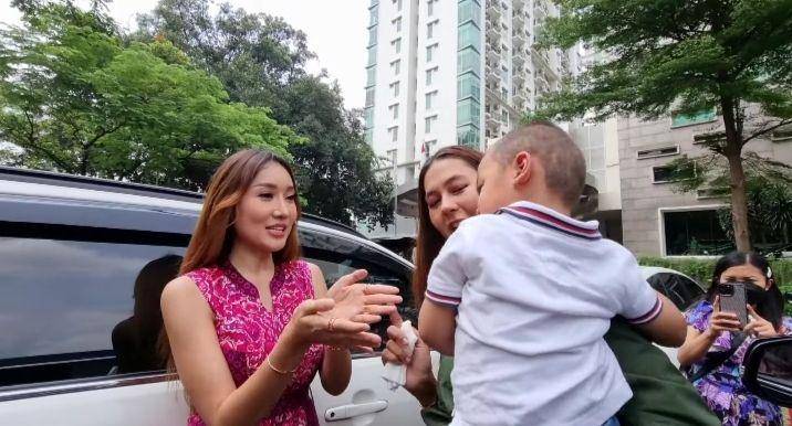 potret Kiano ketemu Lucinta Luna (youtube.com/Baim Paula)