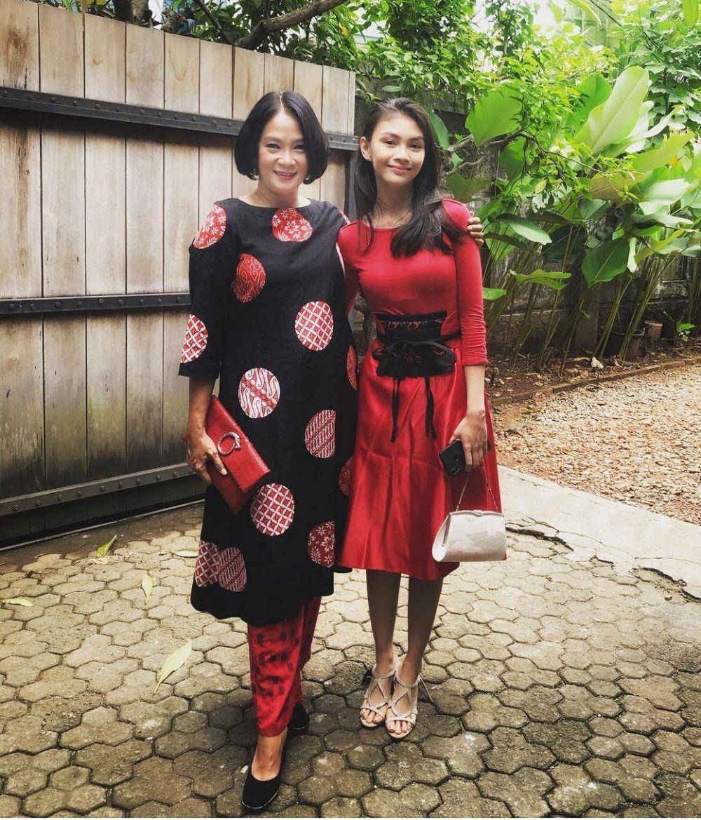potret Dian Nitami dan buah hati (instagram.com/bu_deedee)