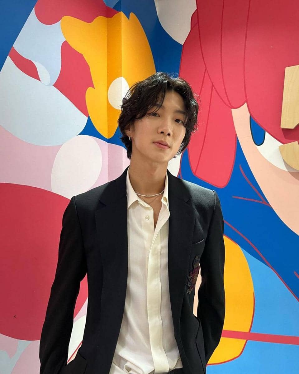 potret Hoony WINNER (instagram.com/maetamong)