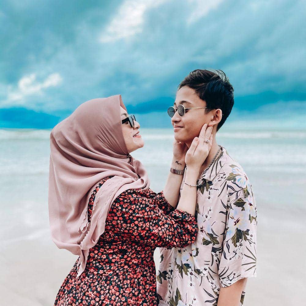 Nathalie Holscher dan Rizwan (instagram.com/nathalieholscher)