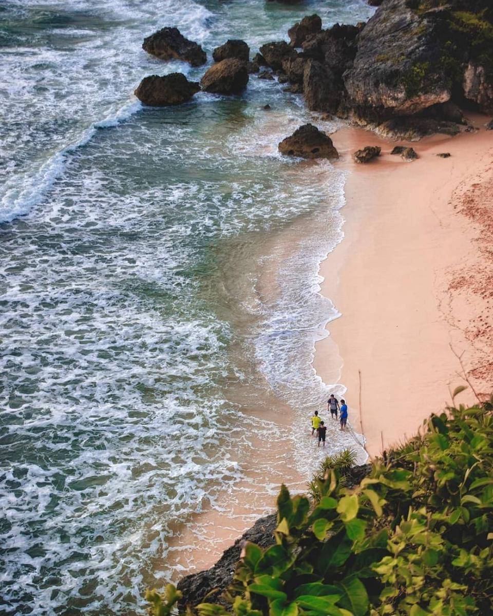 Pantai Ngrumput (instagram.com/masopet96)