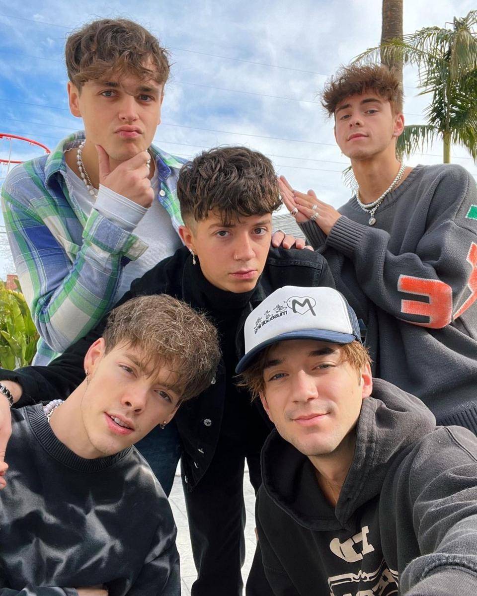 Why Don't We (Instagram.com/whydontwemusic/)