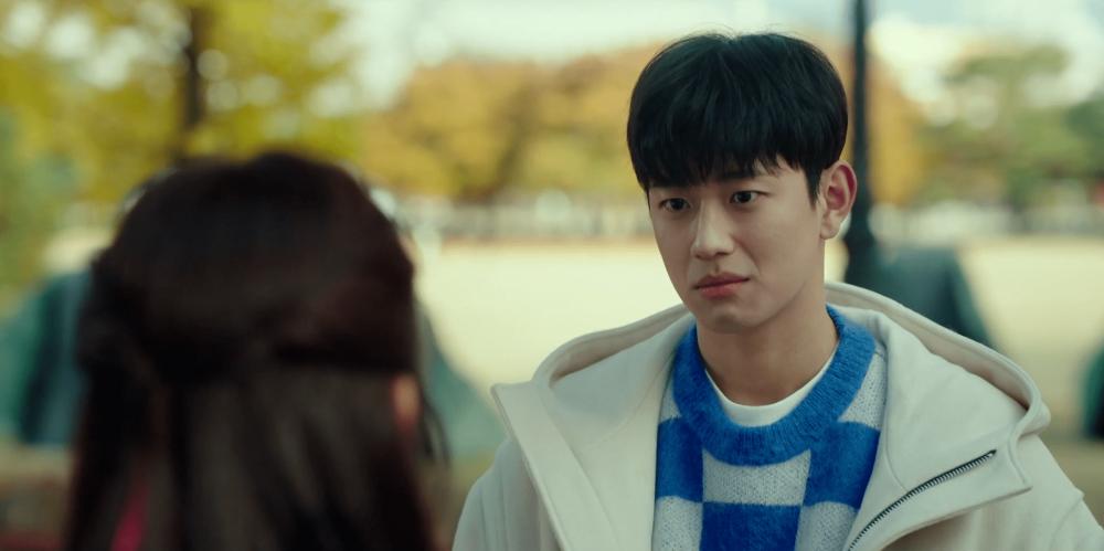 Shin Hyun Seung di drama Shooting Stars (Dok. VIU/Shooting Stars)