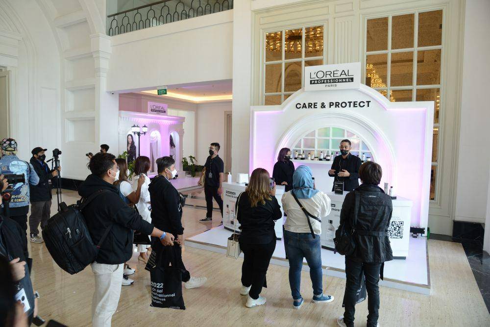 Lanching French Glossing New Services by L’Oréal Professionnel. 18 Mei 2022. (dok. L’Oréal Professionnel)
