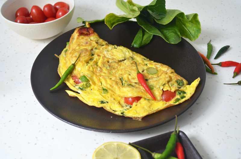 Resep Omelette Cabai yang Pedas dan Cheesy buat Sajian Praktis Rumahan