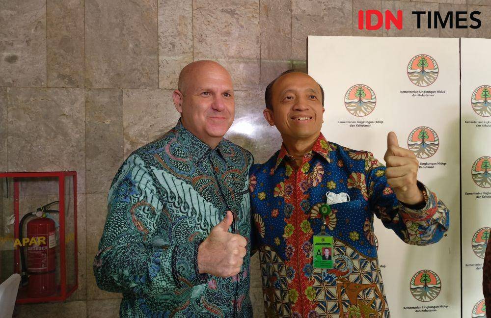 Memorandum Saling Pengertian (MoU)  ditandatangani Sekretaris Jenderal KLHK Bambang Hendroyono dan Mission Director USAID Indonesia Jeffrey P. Cohen di Jakarta, Jumat (20/5/2022). (IDN Times/Siti Nurhaliza).