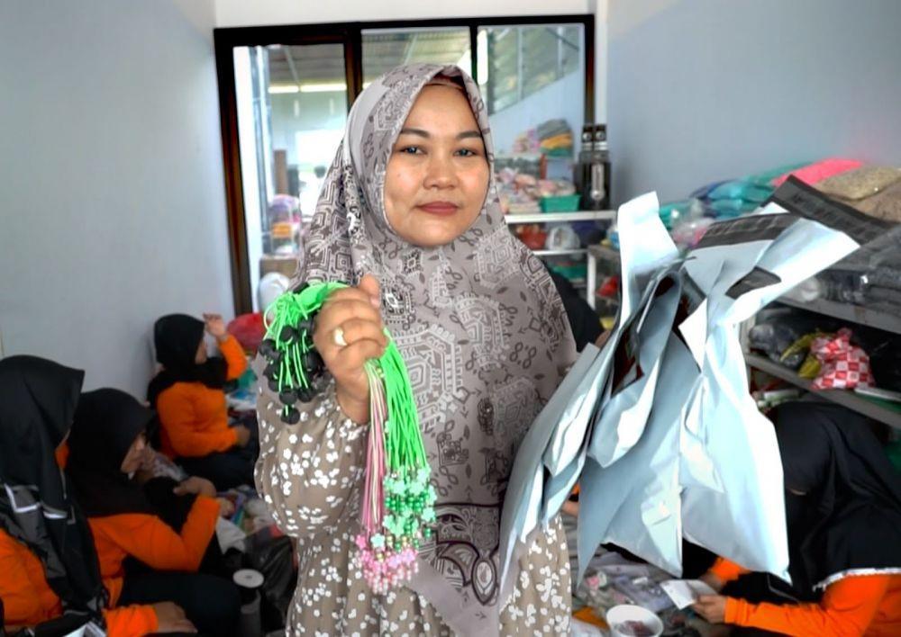 Keren! Strap Mask Buatan UMKM Asal Tulungagung Mampu Tembus Pasar Asia