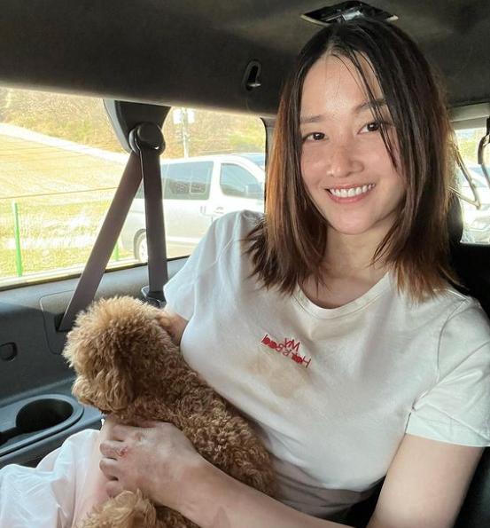 Jeon Jong Seo (https://www.instagram.com/wjswhdtj94/)