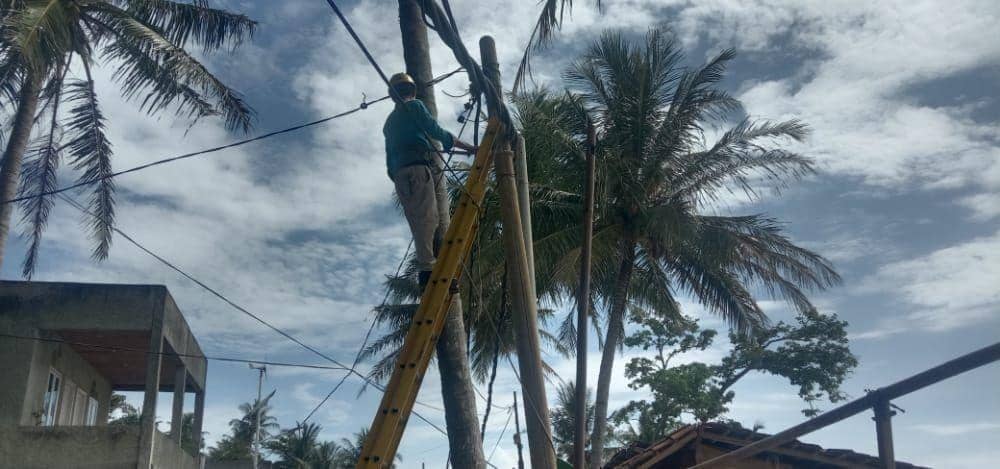 PT PLN (Persero) suplai listrik sebesar 400 KVA perlombaan Selancar Dunia, World Surf League Krui Pro 2022 digelar 11 hingga 17 Juni 2022. (Dok. PLN UID Lampung).