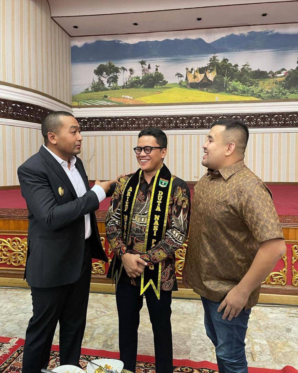 Arief Muhammad jadi Duta Nasi Padang (instagram.com/ariefmuhammad)